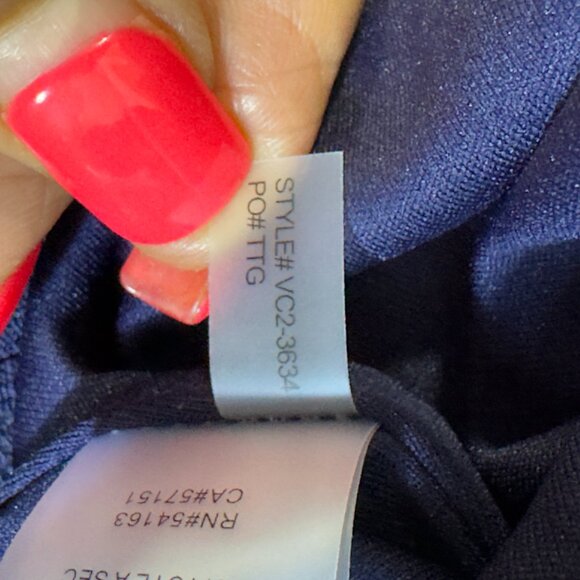 Vince Camuto Pixie Crepe V-Neck Fit-and-Flare Dress Size 4 - Picture 13 of 13